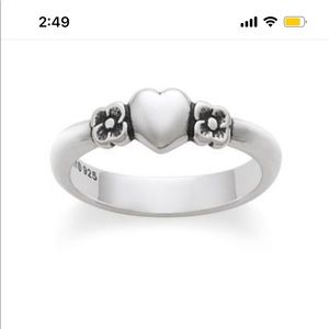 Authentic James Avery Heart with Two Flowers Ring, Size 5.5